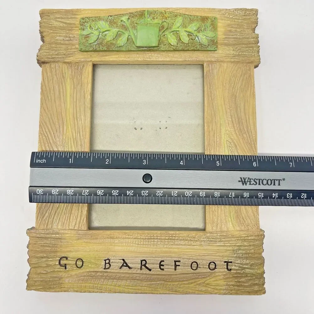 Vintage Russ Berrie 4x5 Ceramic Faux Wood and Garden Design Photo Frame-Tabletop